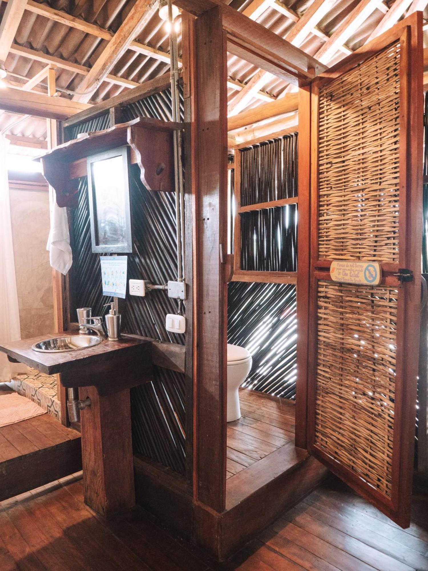 Nuba Boutique Hostel ปาโลมิโน ภายนอก รูปภาพ